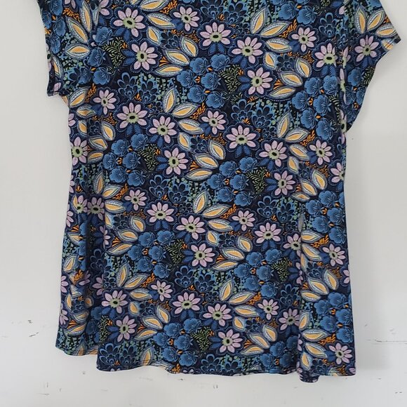 Salaam Floral top size xl - Picture 4 of 4